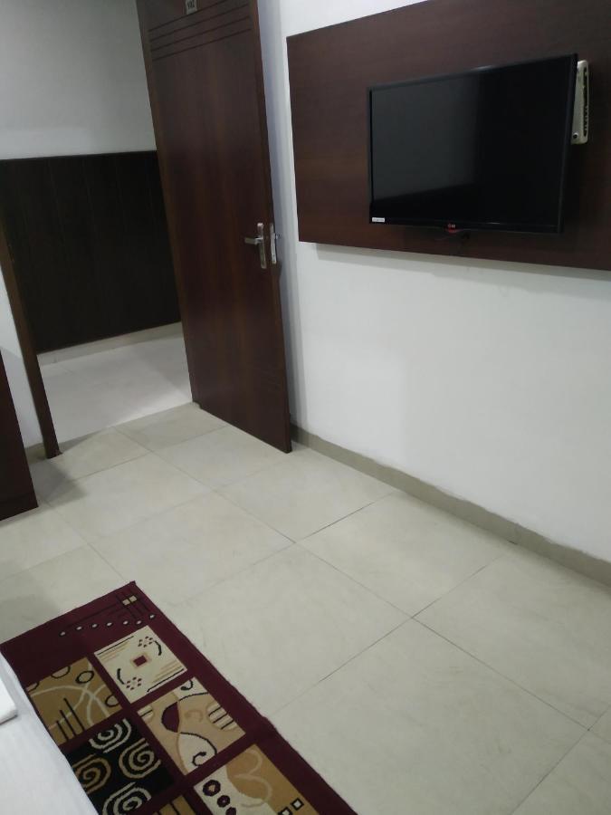 Hotel Popular Amritsar Dış mekan fotoğraf