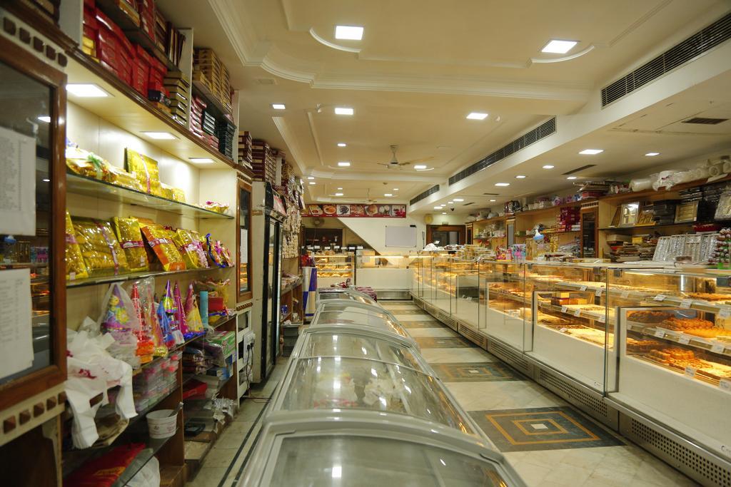 Hotel Popular Amritsar Dış mekan fotoğraf