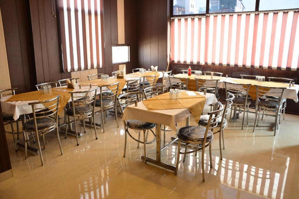 Hotel Popular Amritsar Dış mekan fotoğraf
