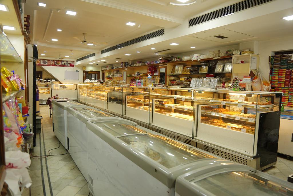 Hotel Popular Amritsar Dış mekan fotoğraf