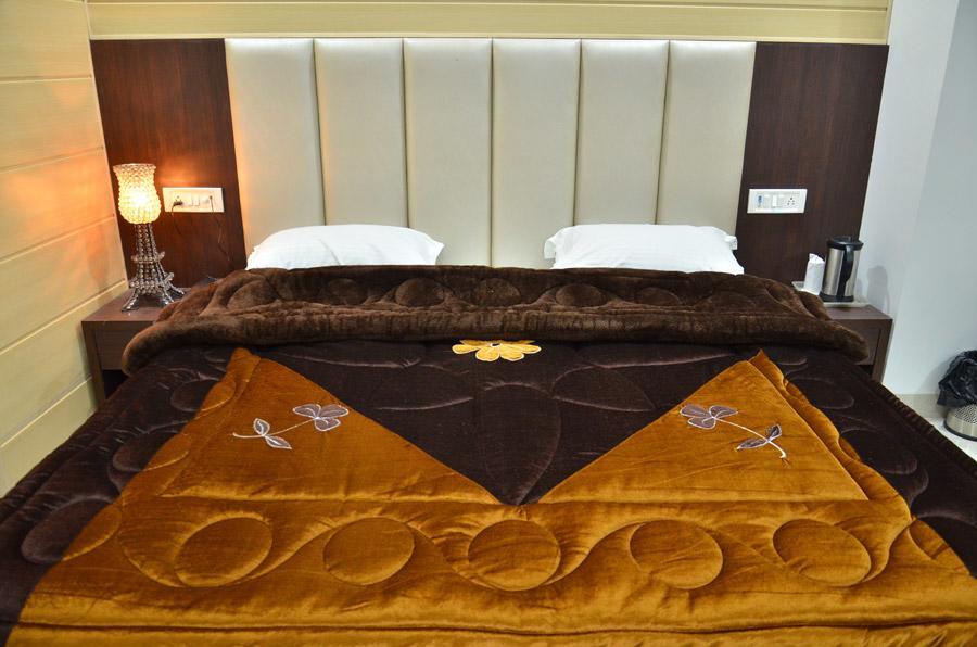 Hotel Popular Amritsar Dış mekan fotoğraf